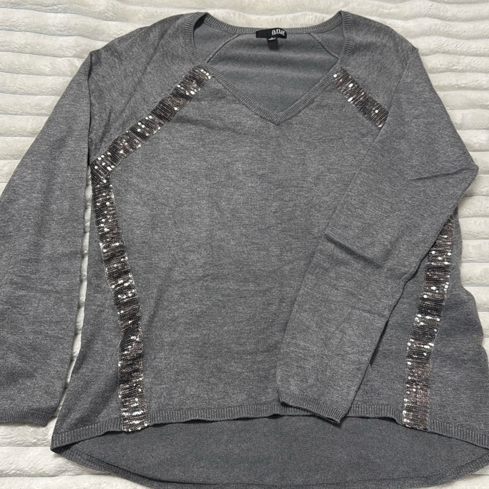 a.n.a Sweater - Picture 2 of 3